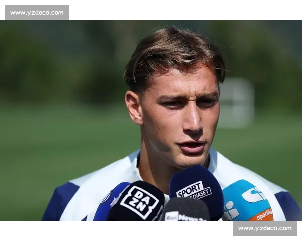 恰尔汗奥卢伤缺世俱杯首战,苏契奇替补登场完成国米首秀 恰尔汗奥卢伤缺世俱杯首战,苏契奇替补登场完成国米首秀